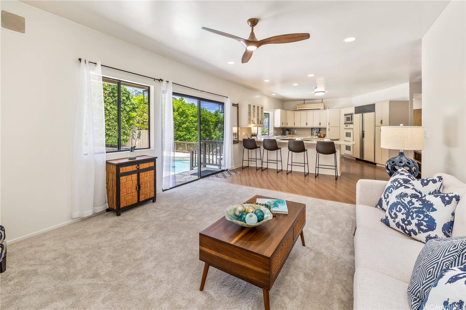 5926 Kalanianaole Highway