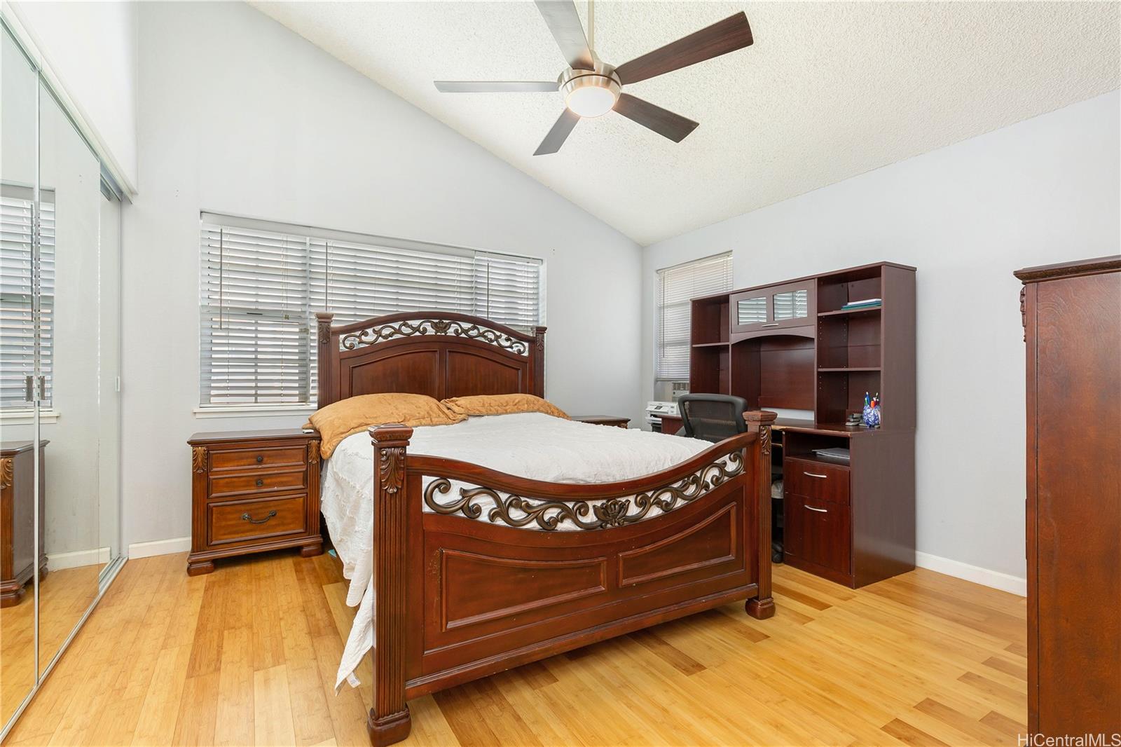 Photo 6 of 23