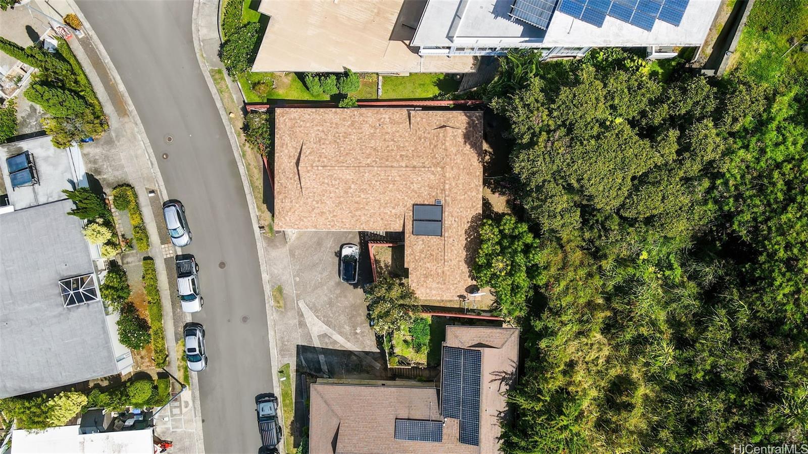 1482 Kalaepohaku Street