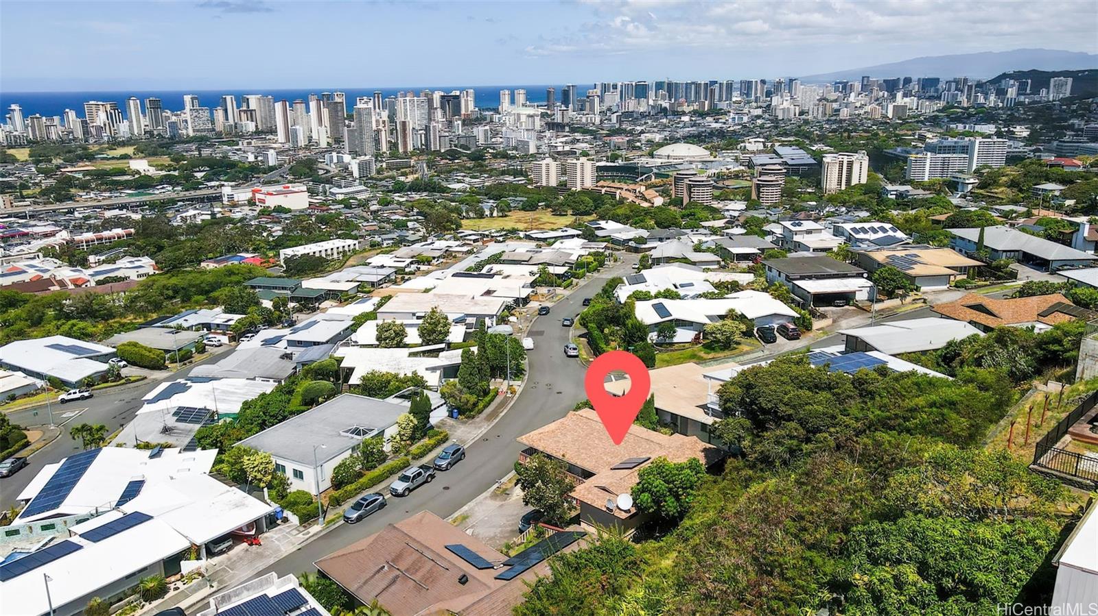1482 Kalaepohaku Street