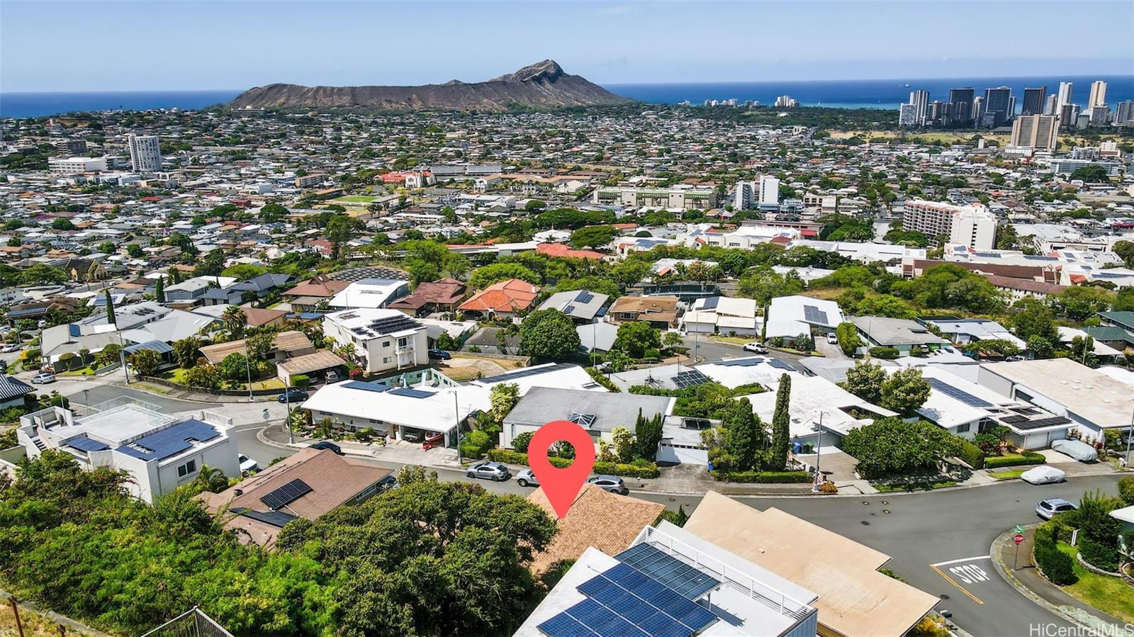 1482 Kalaepohaku Street