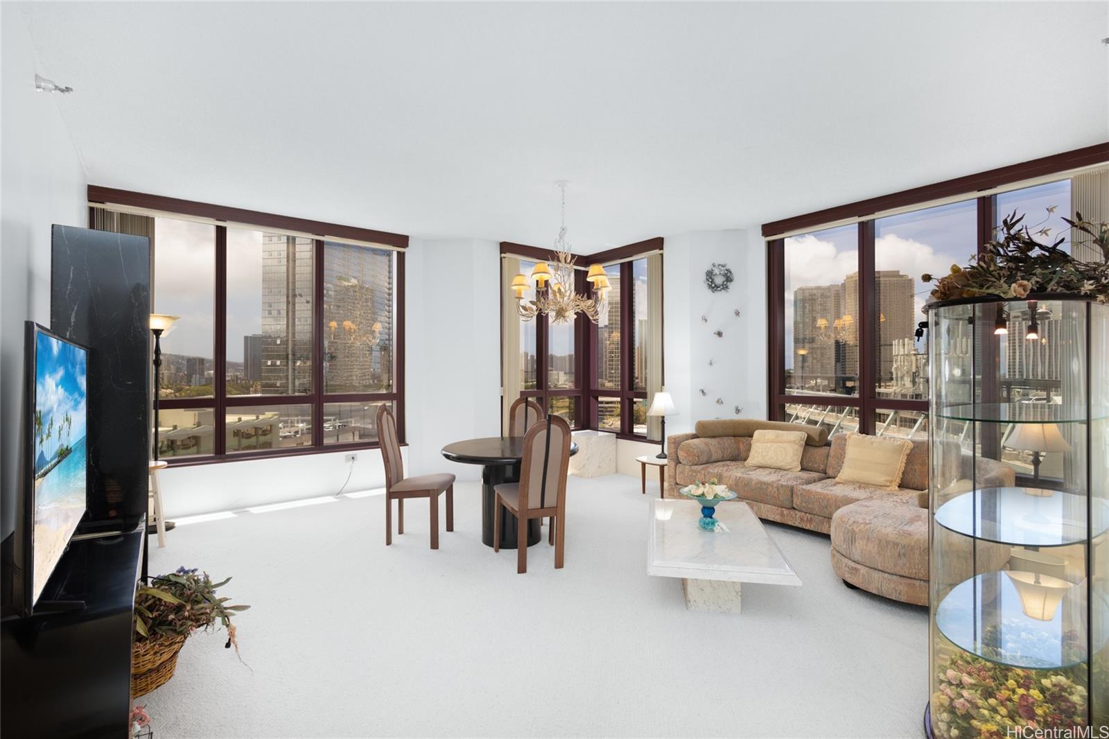 725 Kapiolani Boulevard 1201