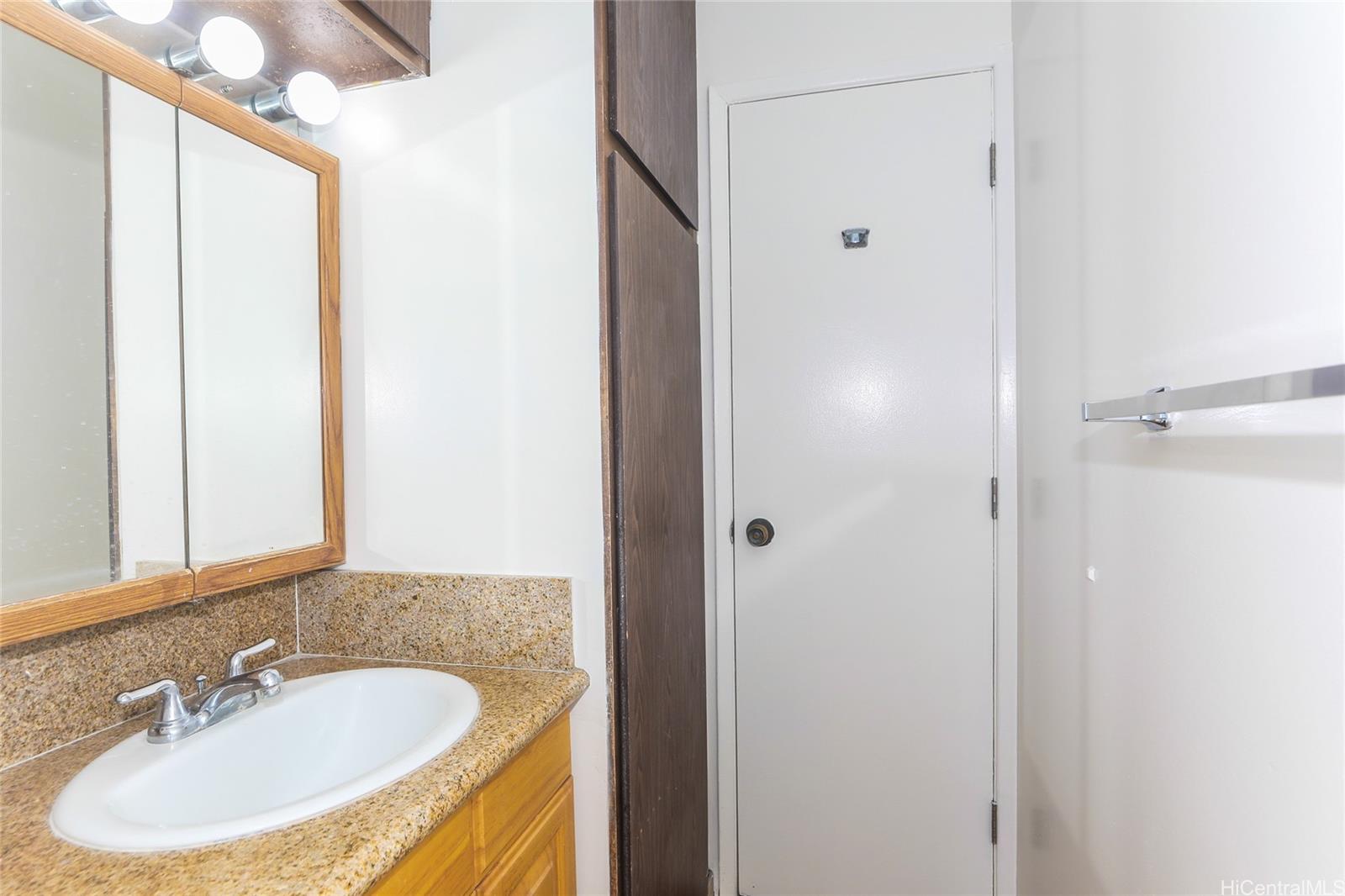 1215 Alexander Street  Unit 1201