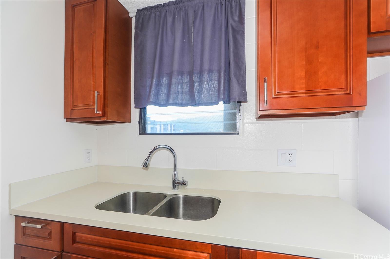 1215 Alexander Street  Unit 1201