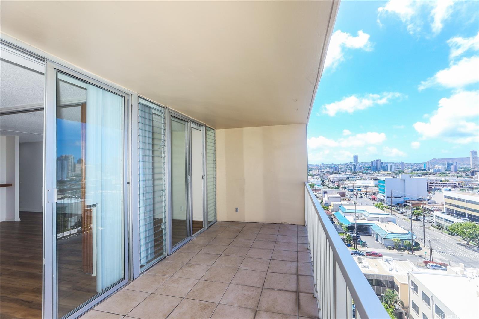 1215 Alexander Street  Unit 1201