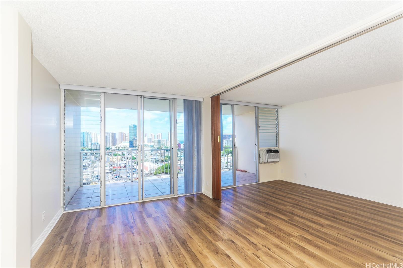 1215 Alexander Street  Unit 1201