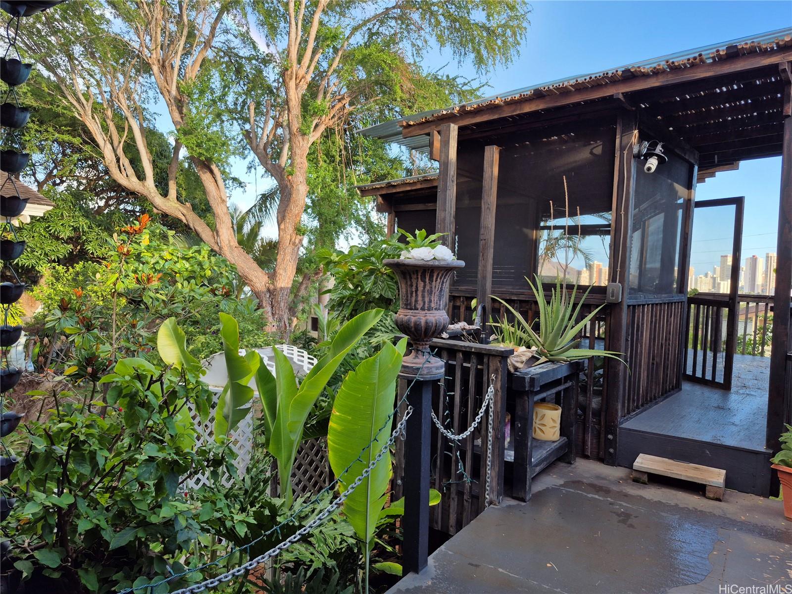 2001 Vancouver Drive