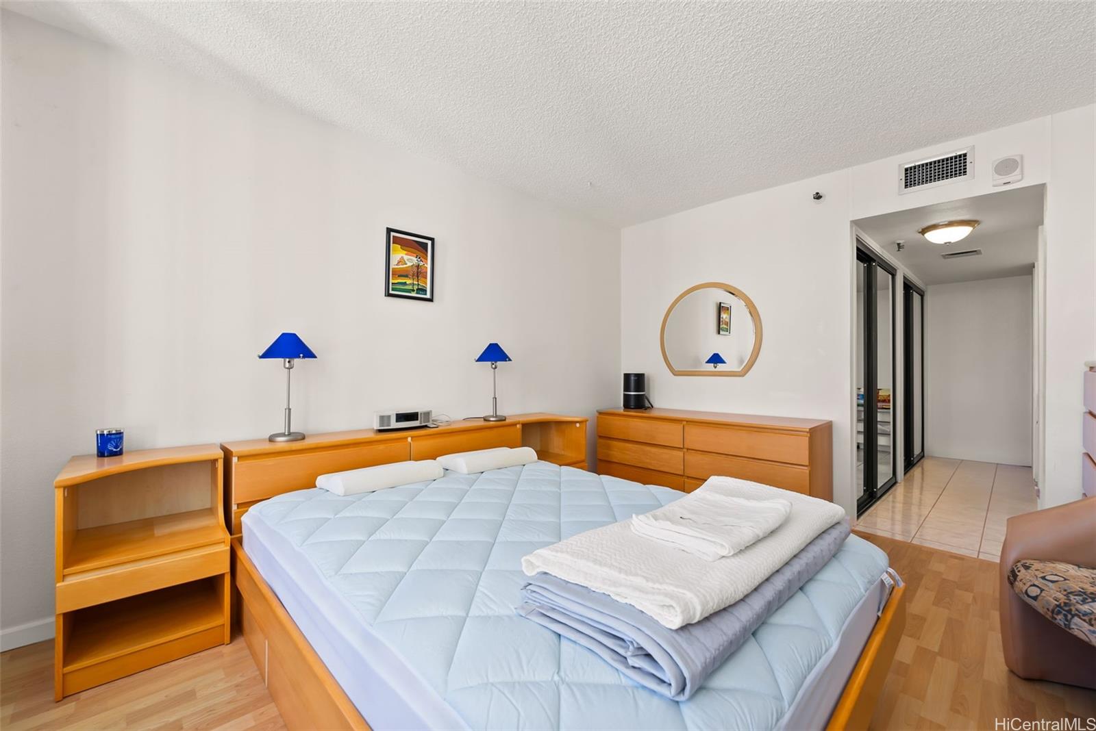 2499 Kapiolani Boulevard  Unit 2109