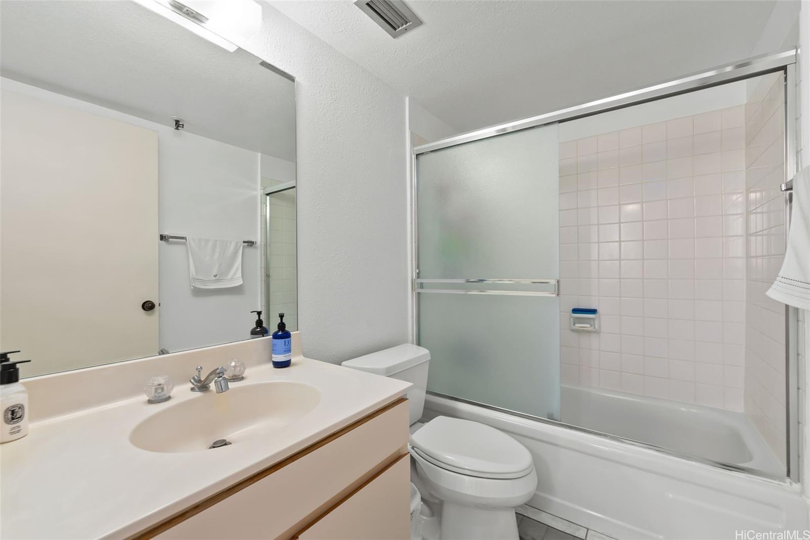 2499 Kapiolani Boulevard  Unit 2109