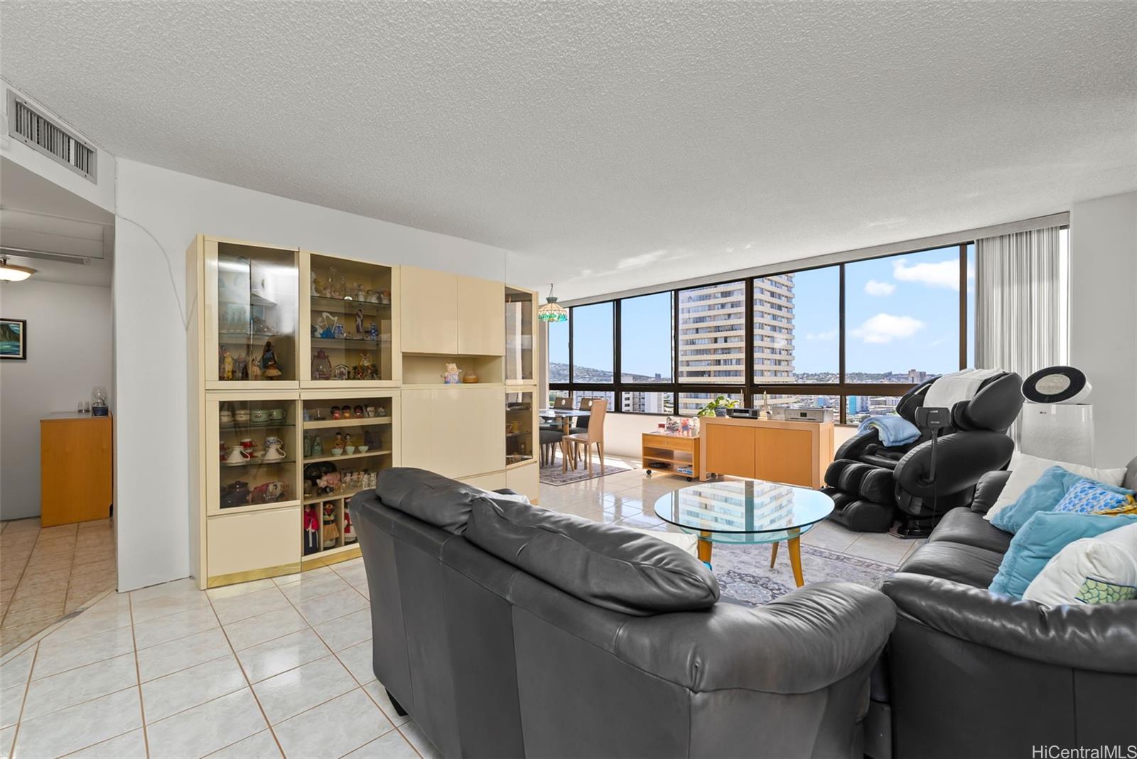 2499 Kapiolani Boulevard  Unit 2109