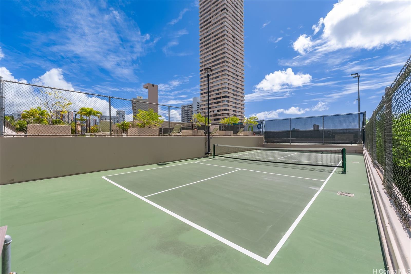 2499 Kapiolani Boulevard  Unit 2109