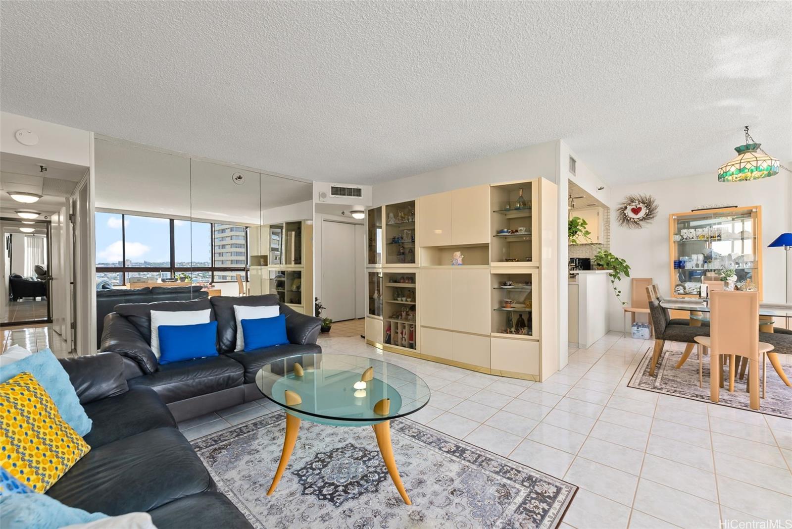 2499 Kapiolani Boulevard  Unit 2109