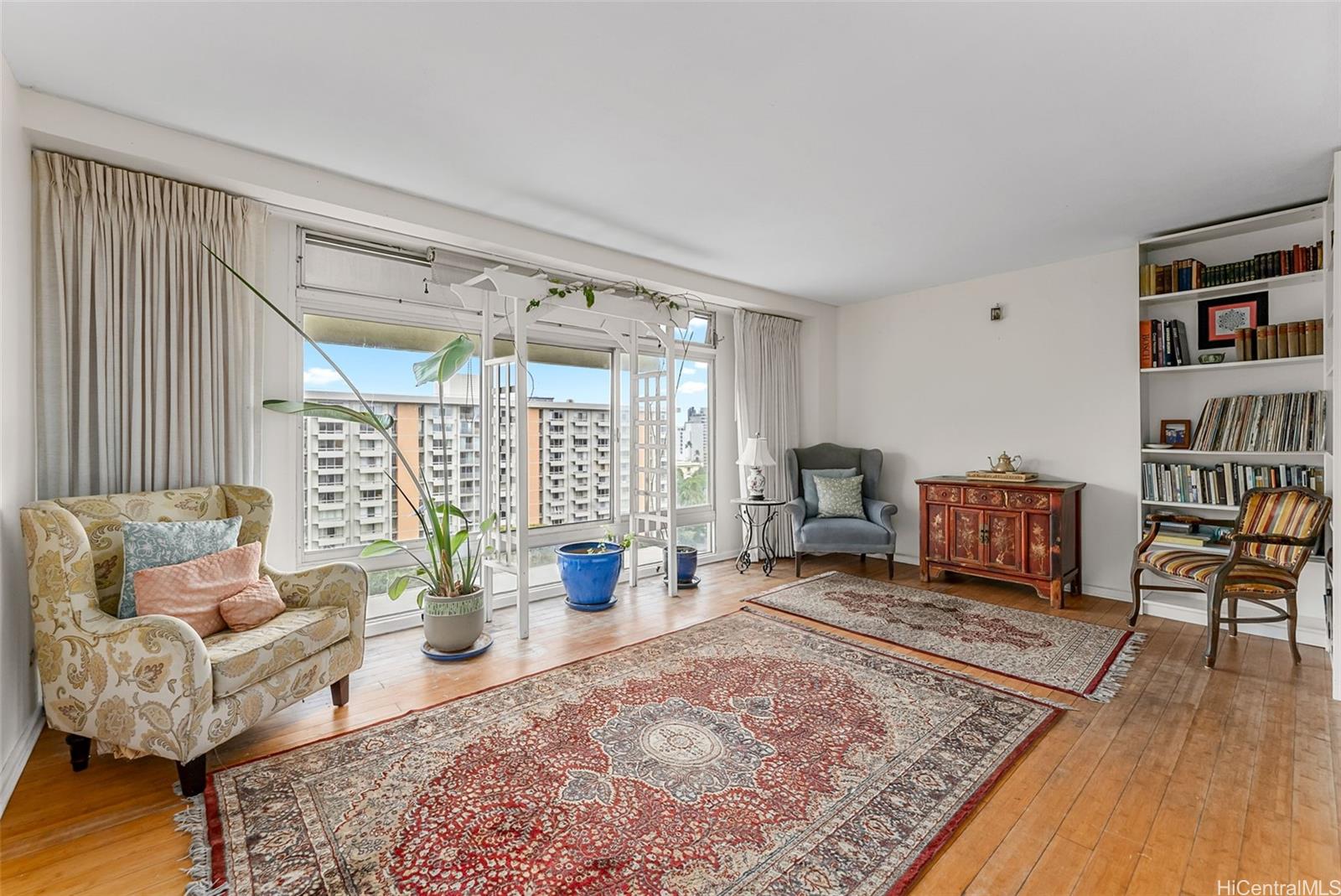 1519 Nuuanu Avenue  Unit 947