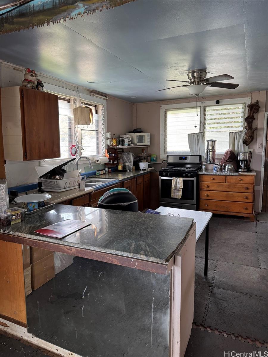 Photo 20 of 25