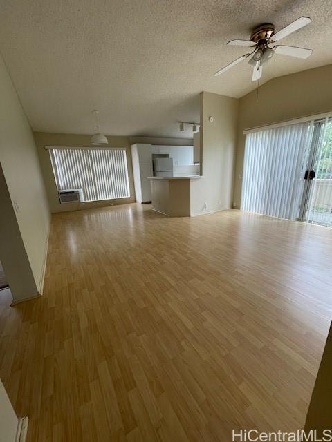 Photo 6 of 24