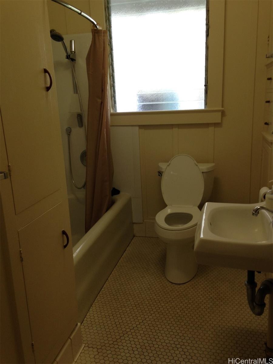 Photo 6 of 8
