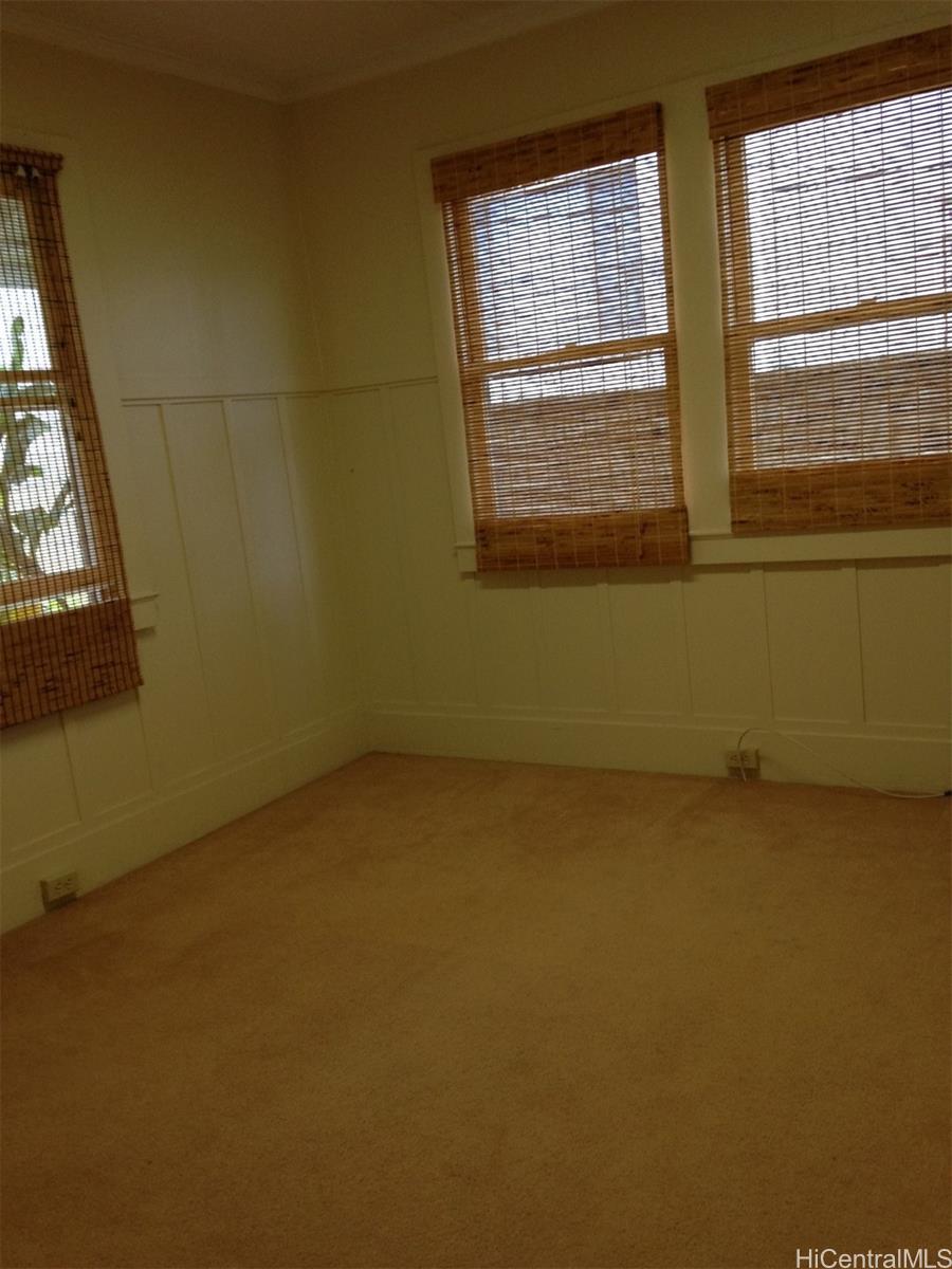 Photo 7 of 8