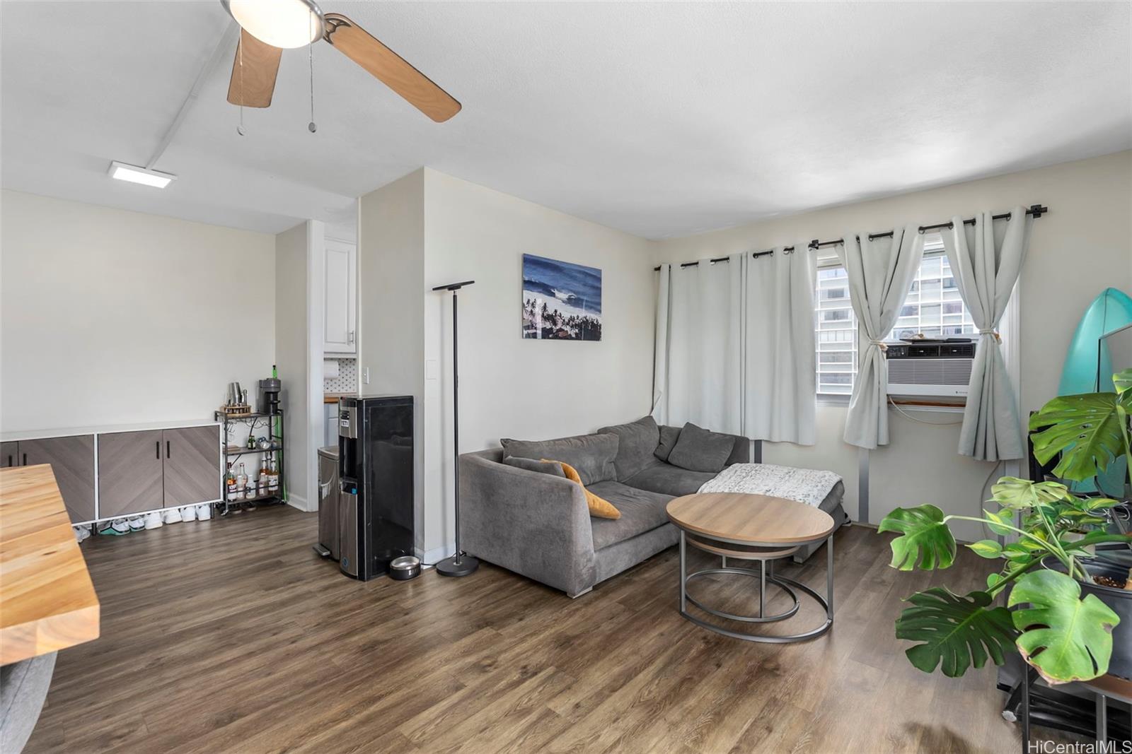 509 University Avenue  Unit 1001