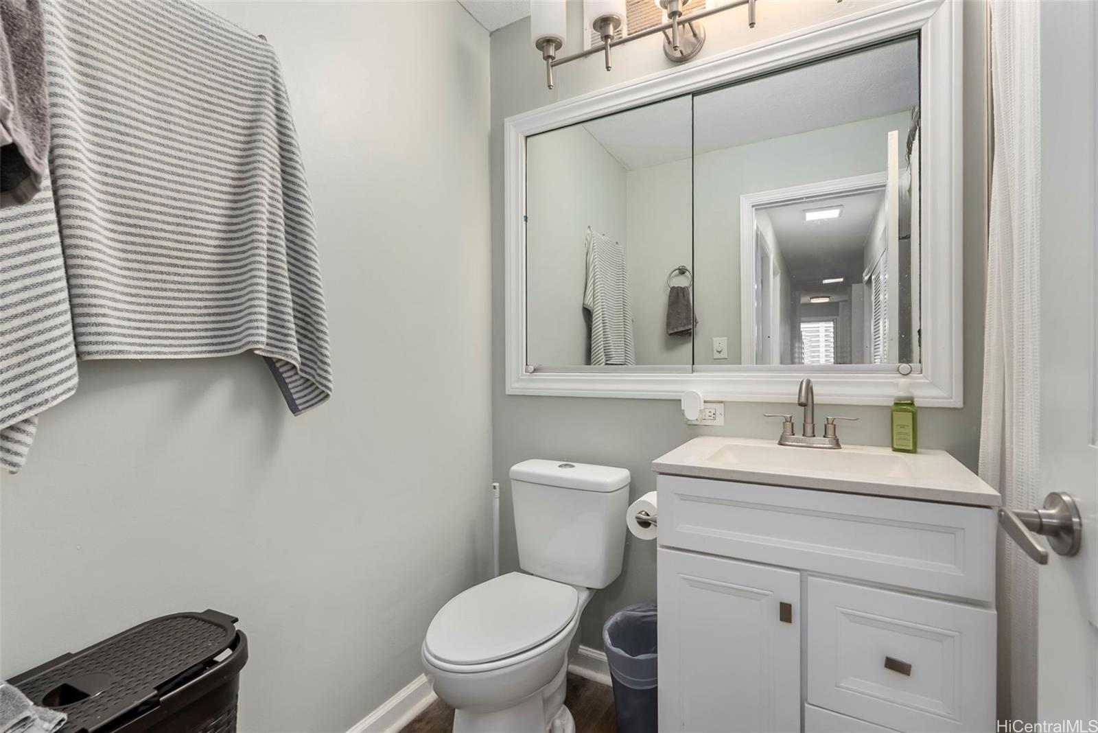 509 University Avenue  Unit 1001