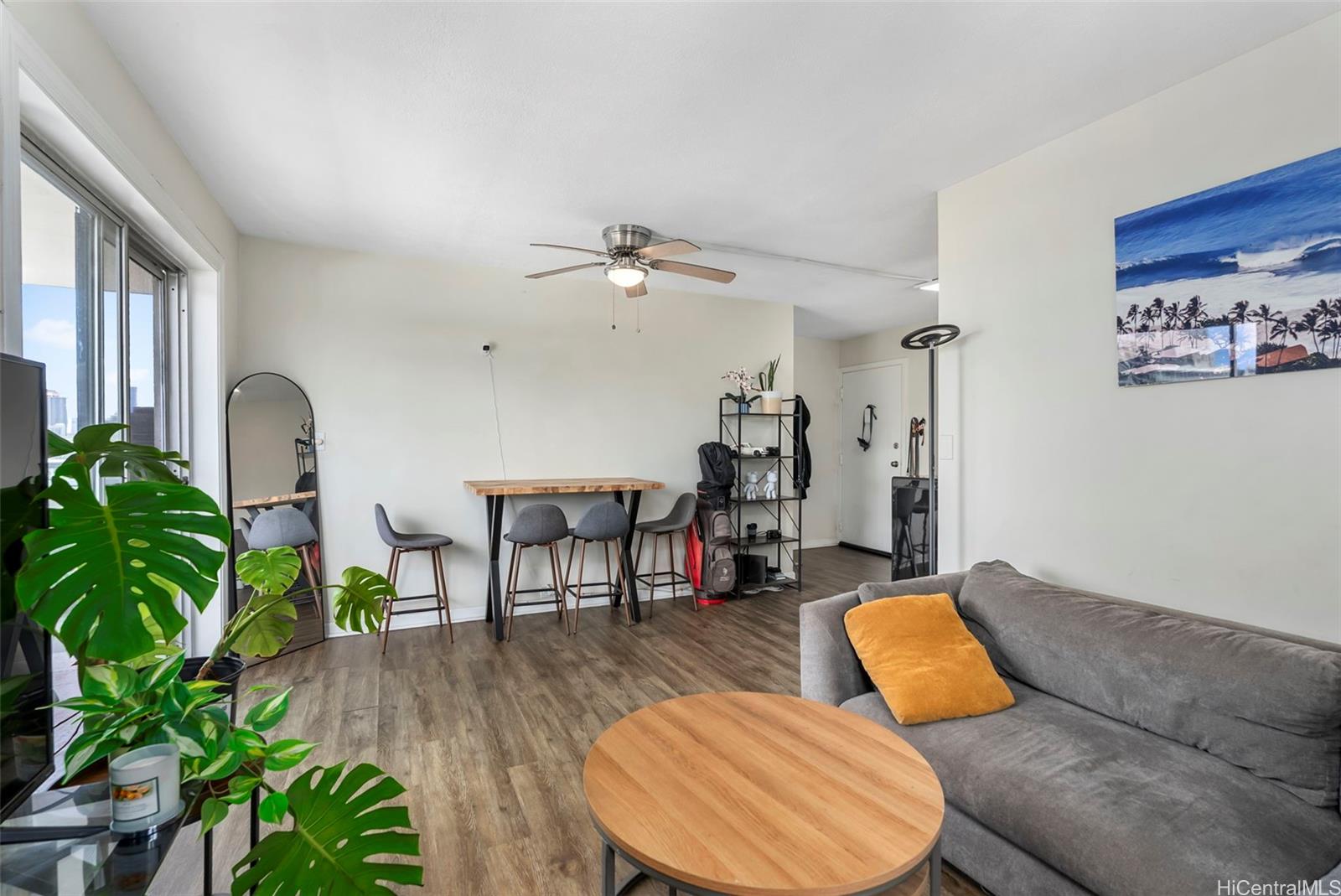 509 University Avenue  Unit 1001