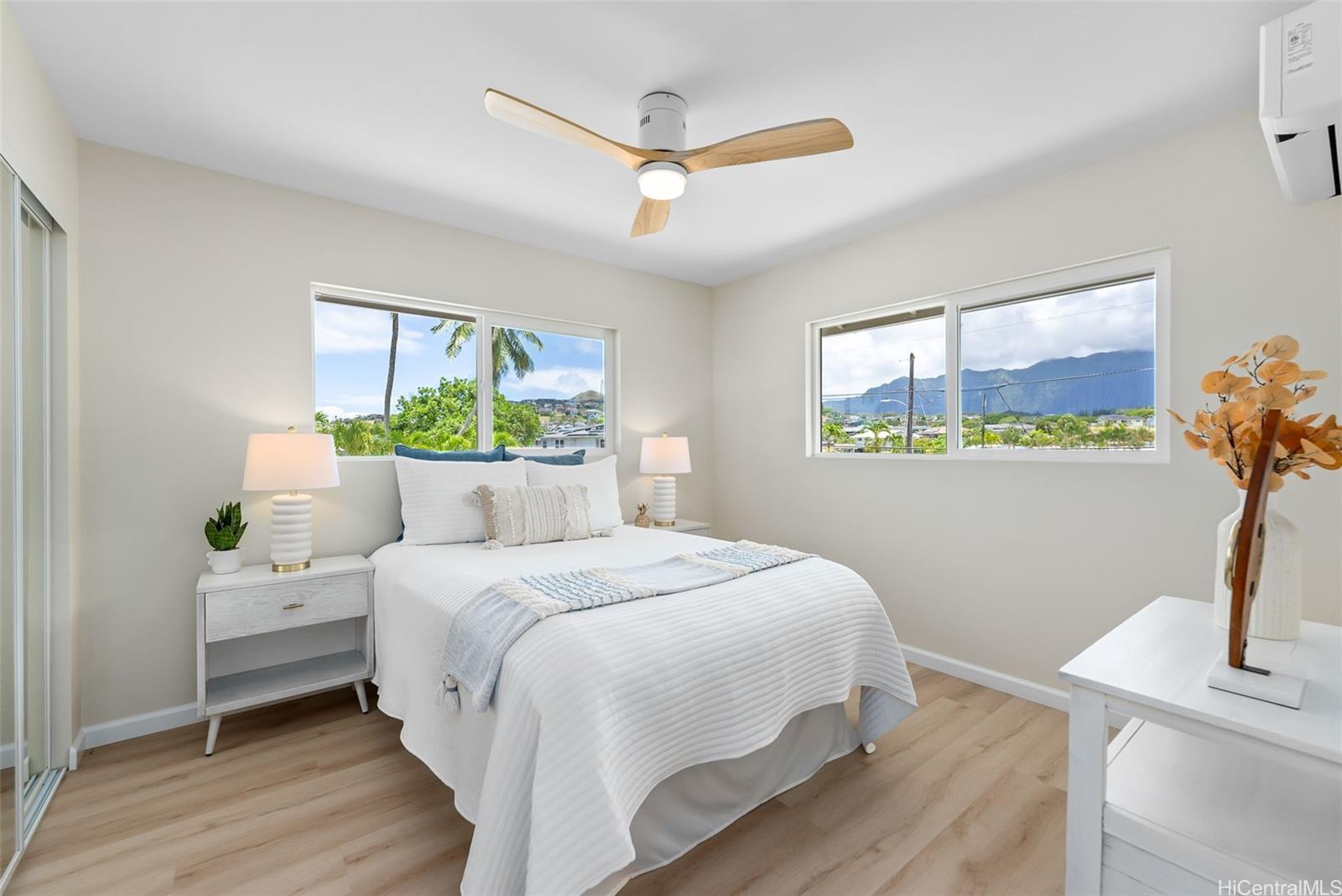 1076 Kahili Street