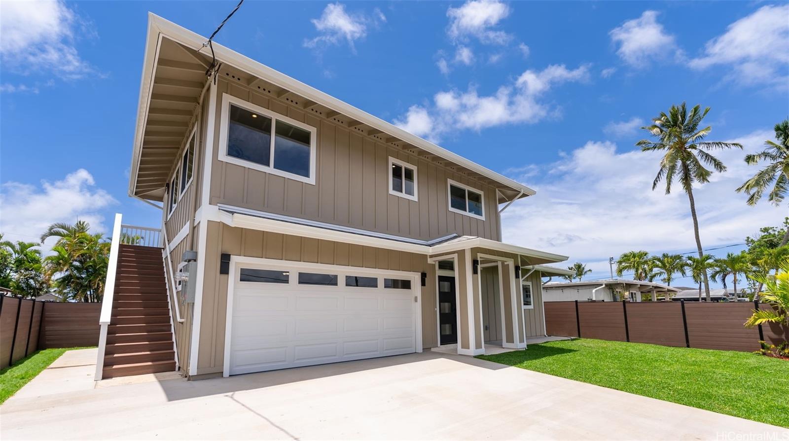 1076 Kahili Street