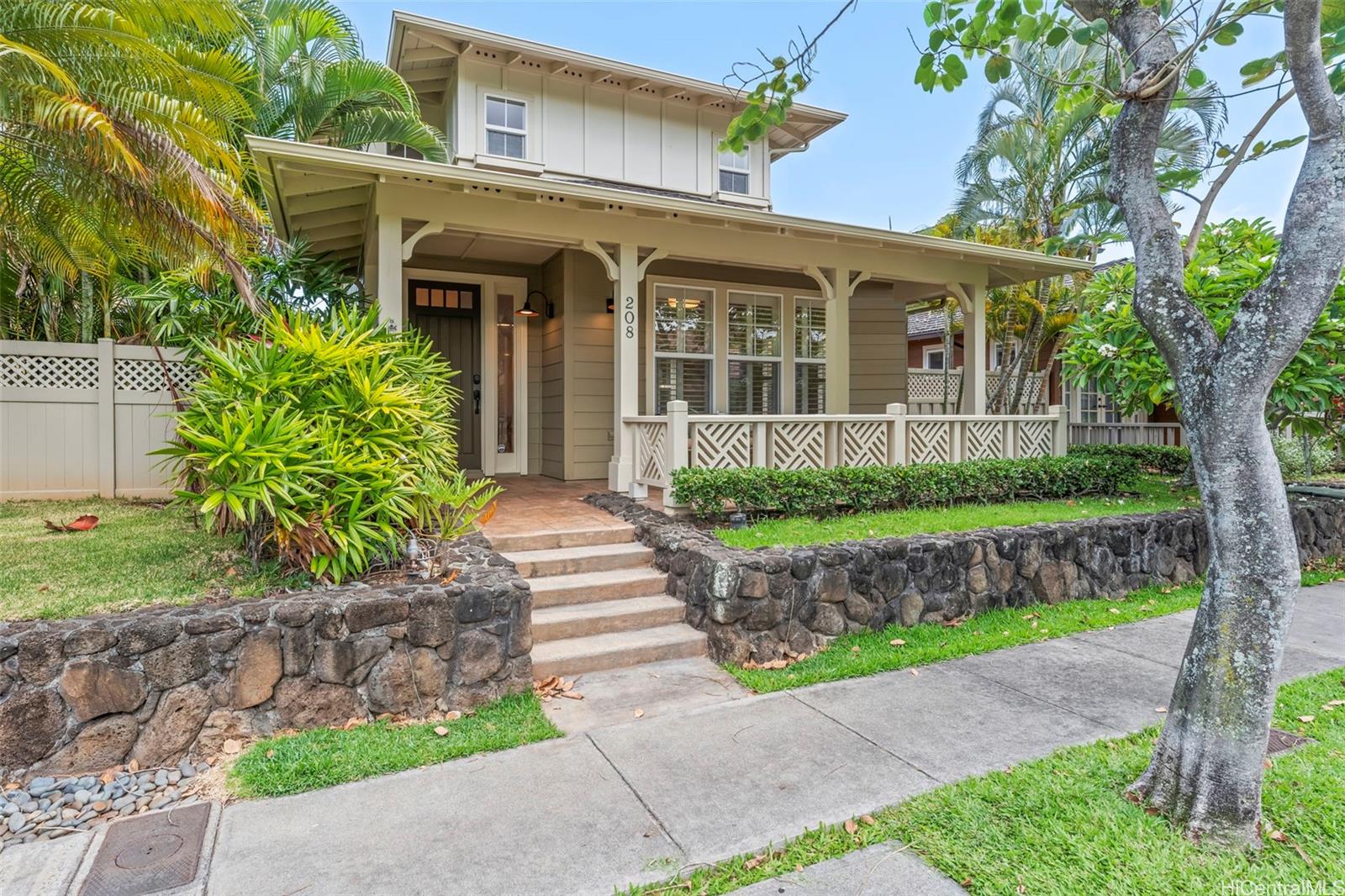 520 Lunalilo Home Road 208