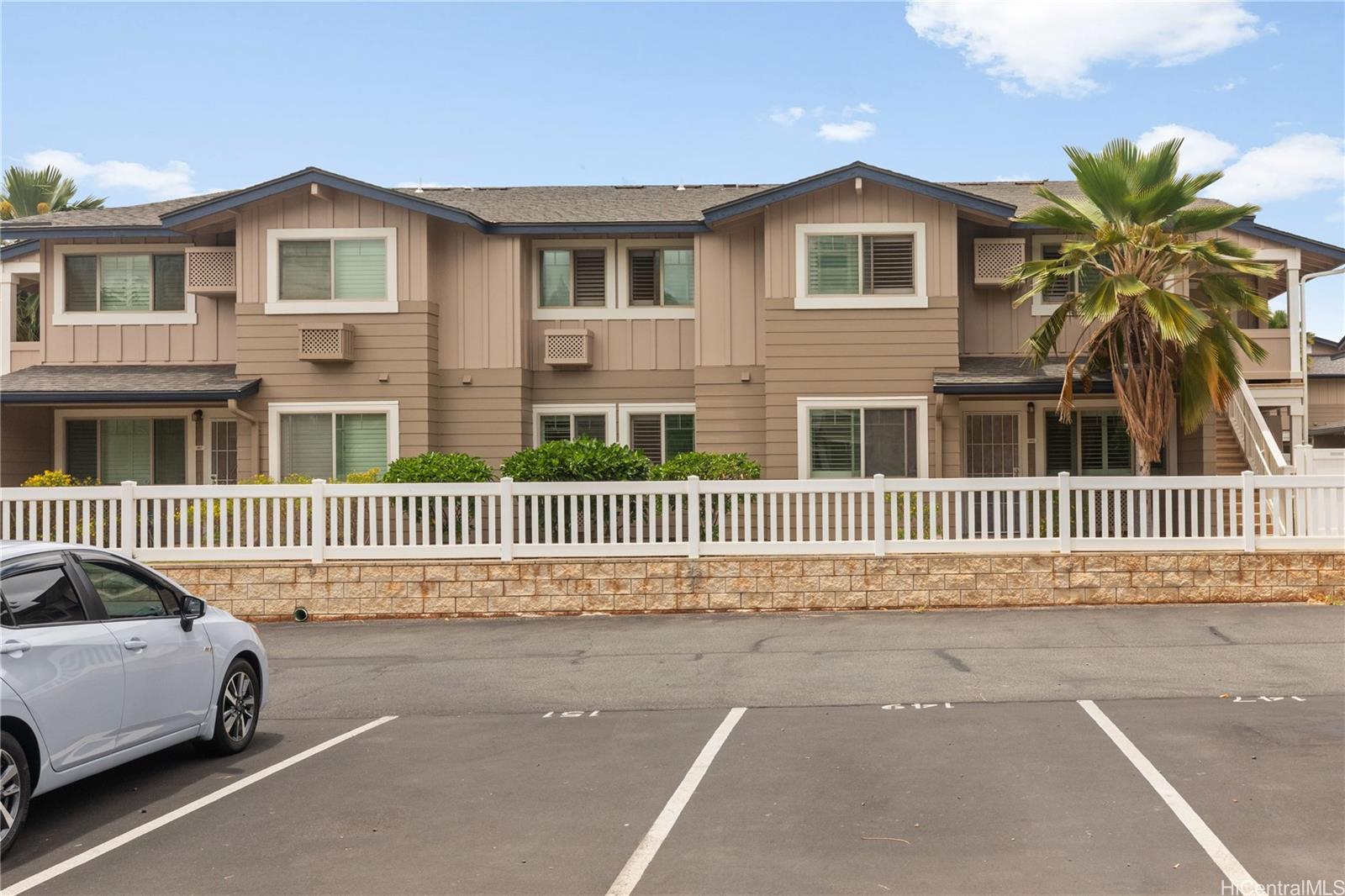 91-1033 Kamaaha Avenue 1803