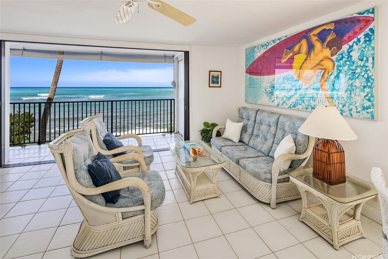 2987 Kalakaua Avenue  Unit 205