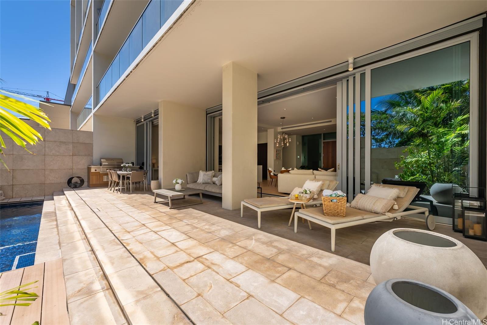1118 Ala Moana Boulevard  Unit 4