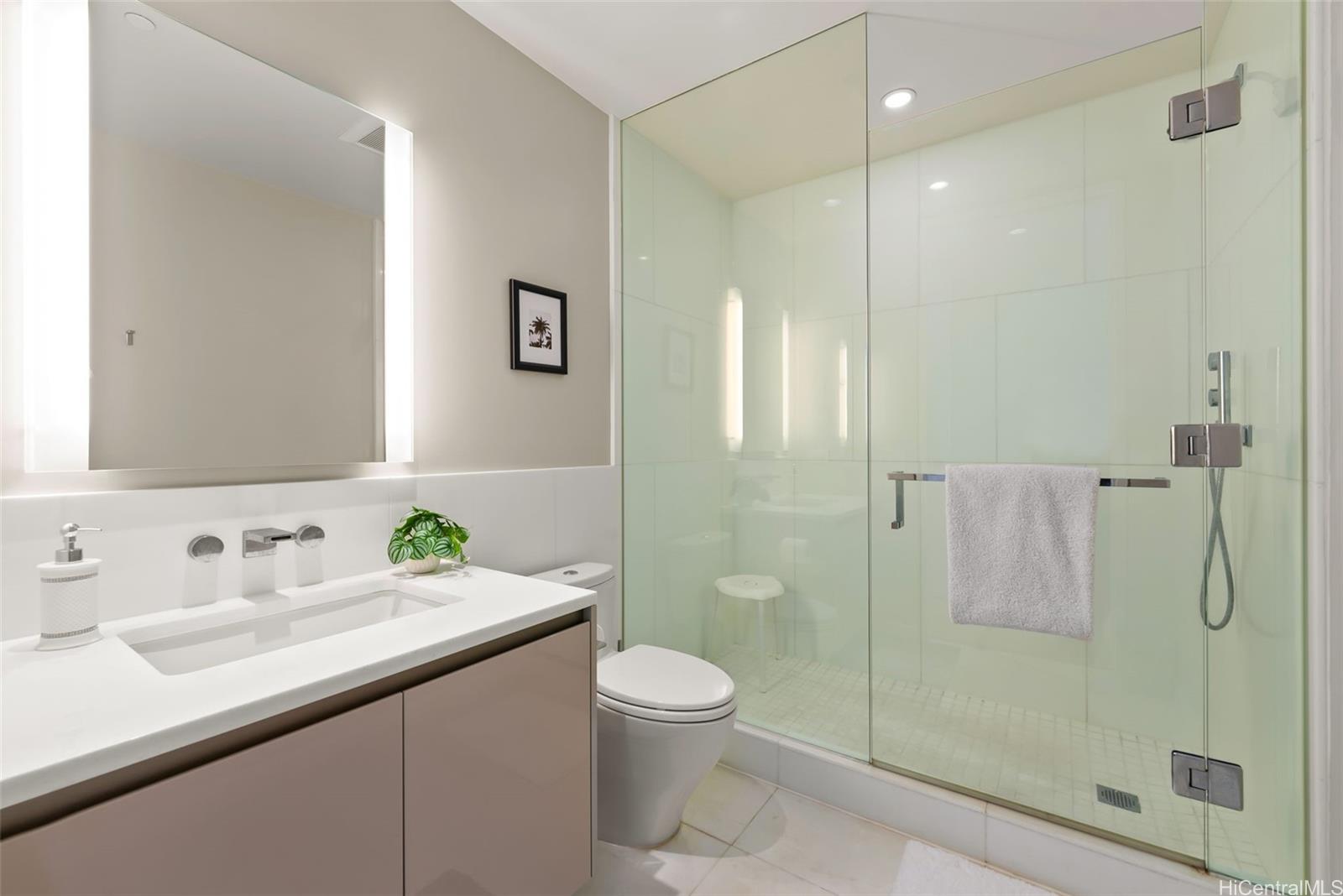 1118 Ala Moana Boulevard  Unit 4