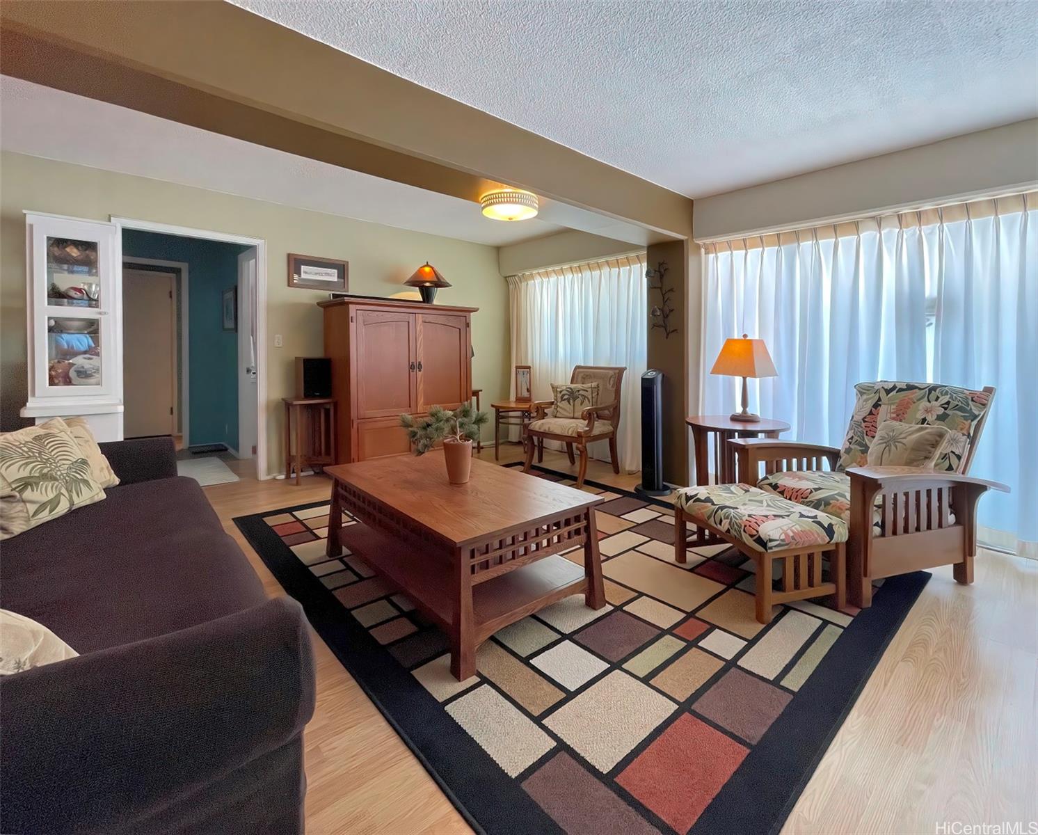 320 Ainakea Way 812