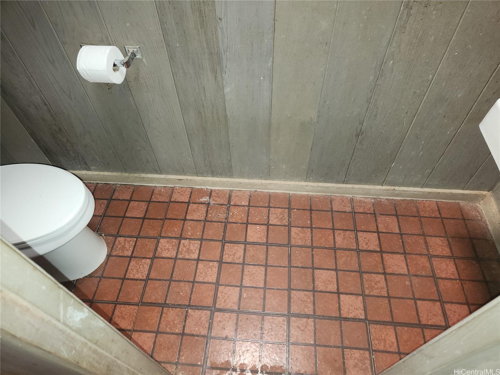 Photo 16 of 25