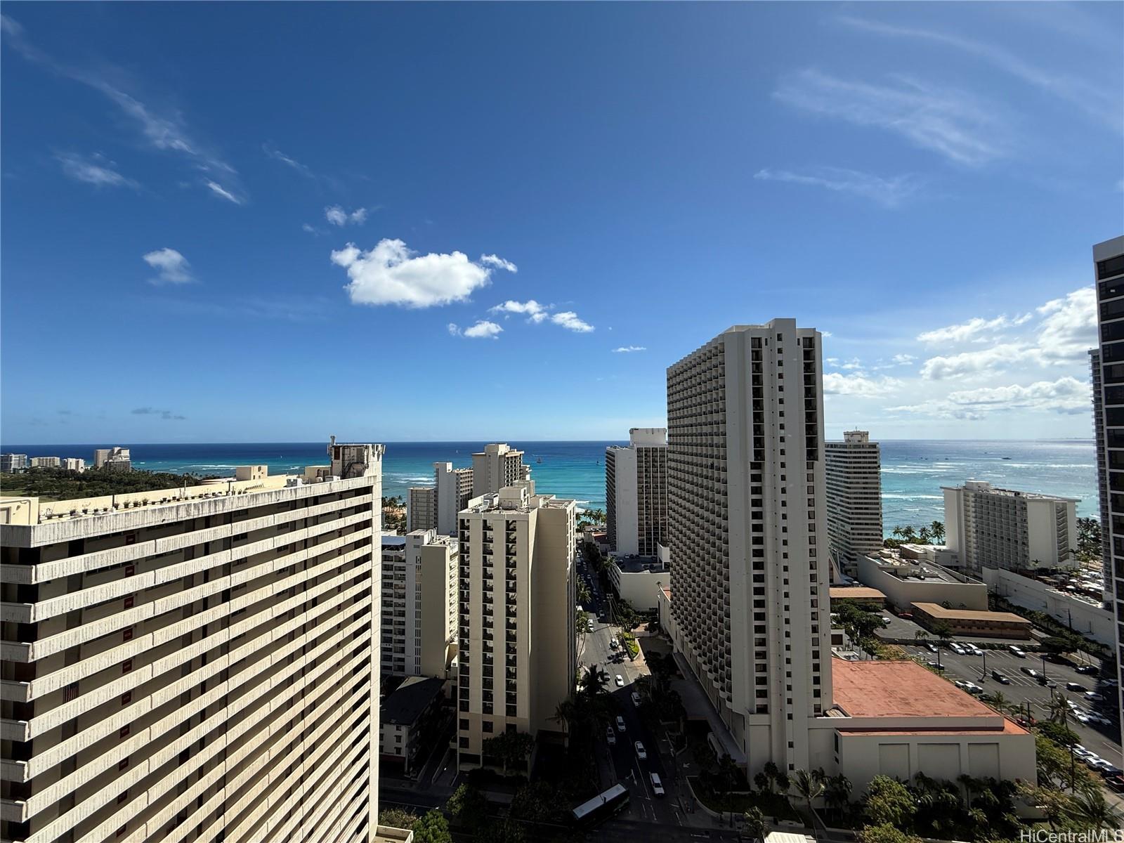 229 Paoakalani Avenue 2902