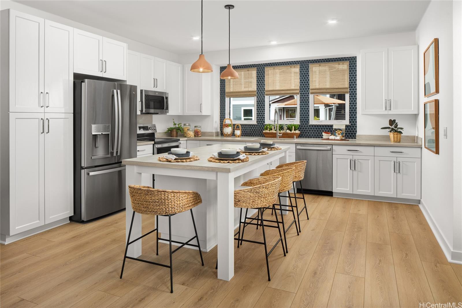 91-1101 Franklin D Roosevelt Avenue 252
