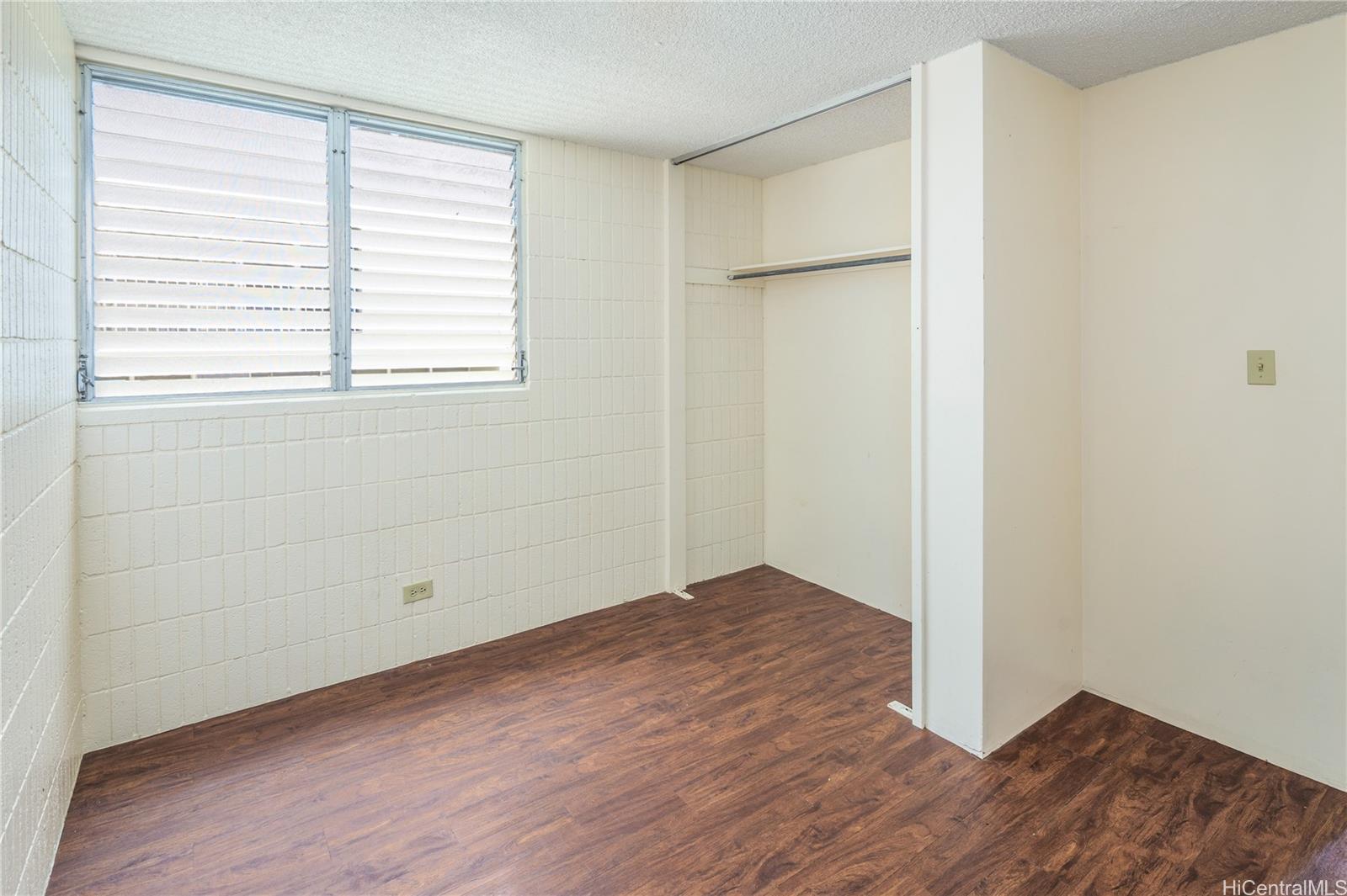 Photo 15 of 20