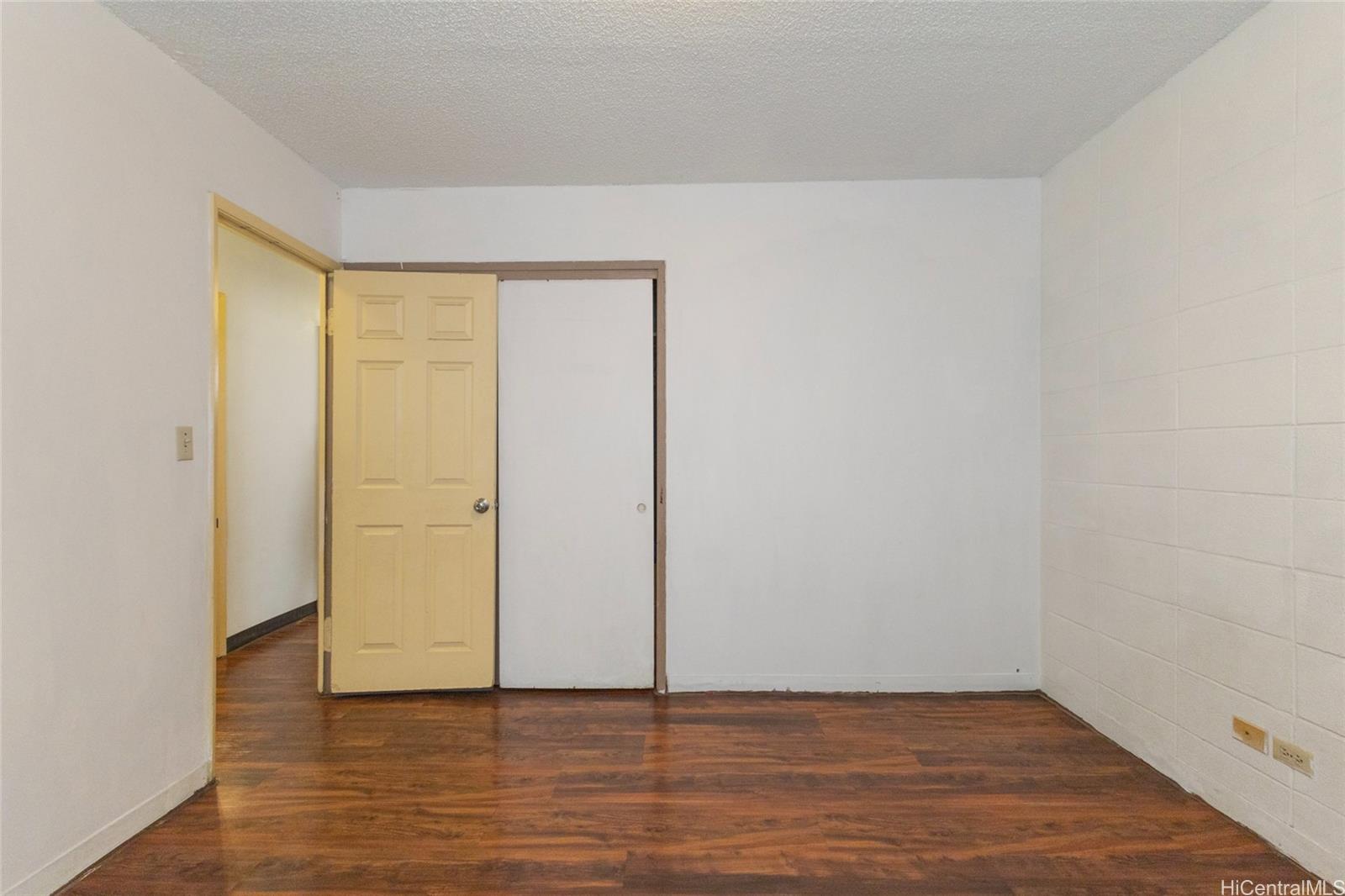 Photo 6 of 23