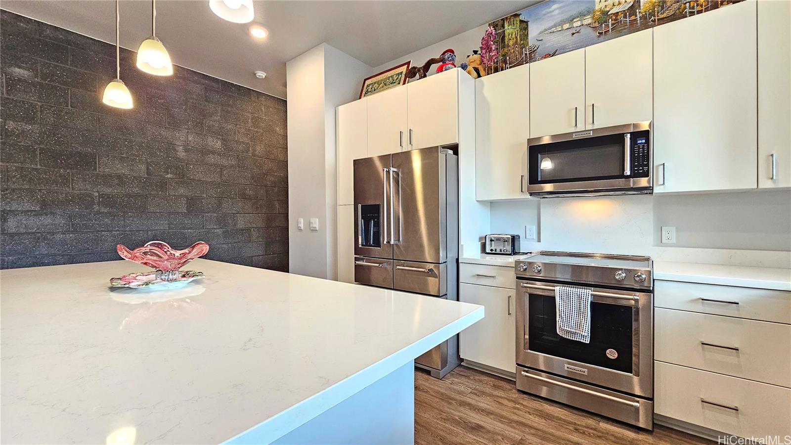 91-3641 Iwikuamoo Street  Unit 2111
