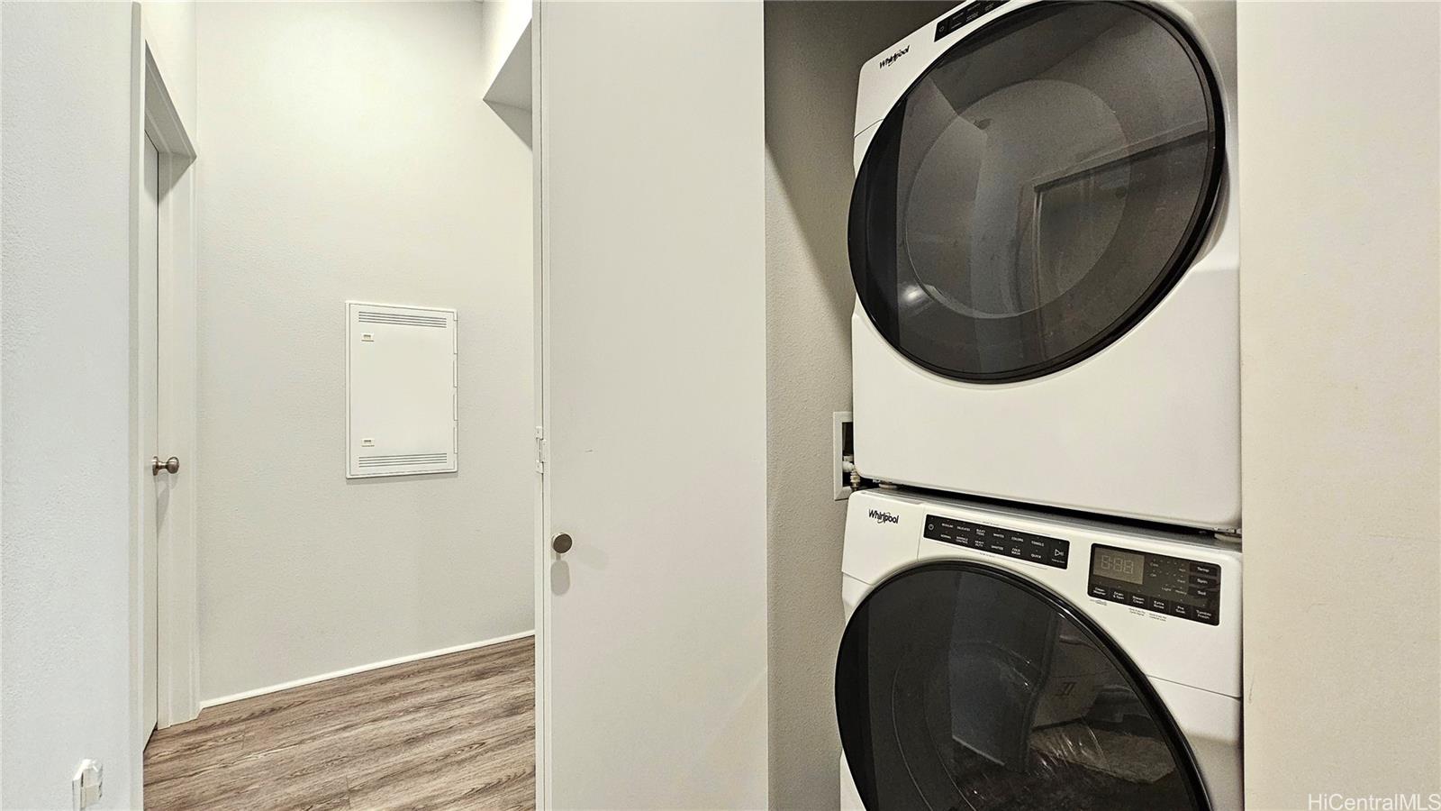 91-3641 Iwikuamoo Street  Unit 2111