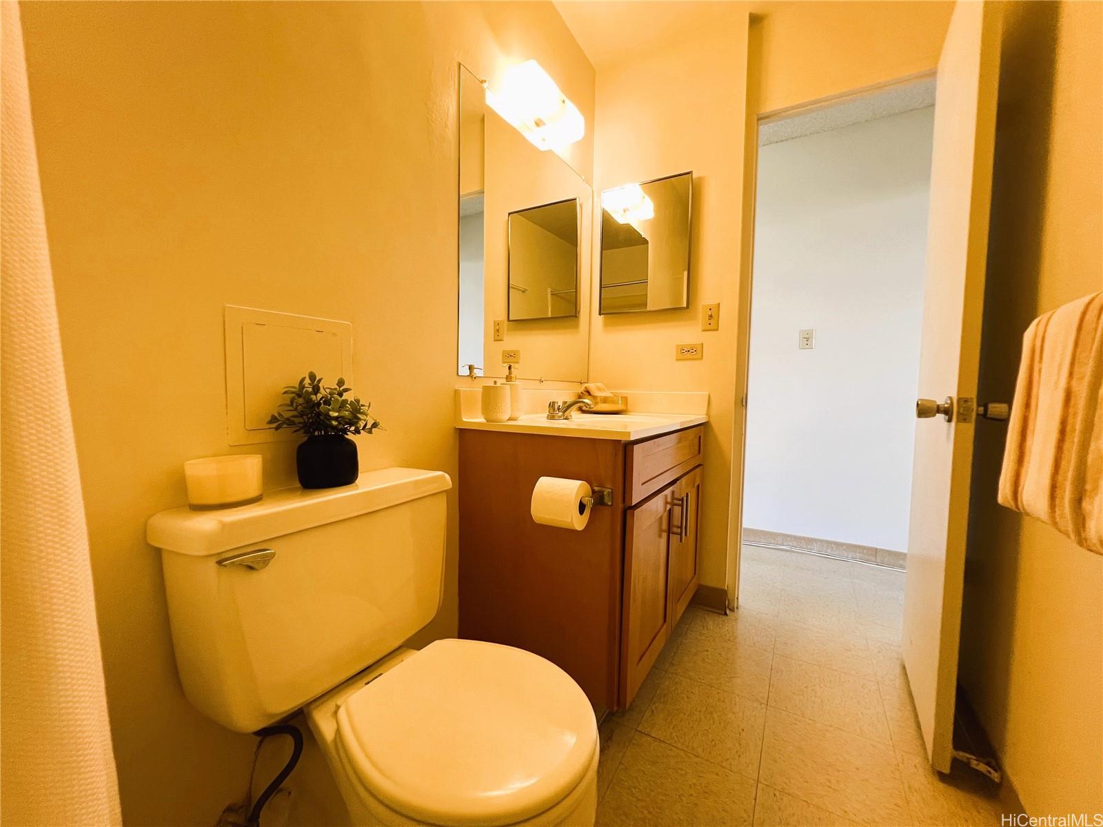 2122 Lime Street  Unit 304