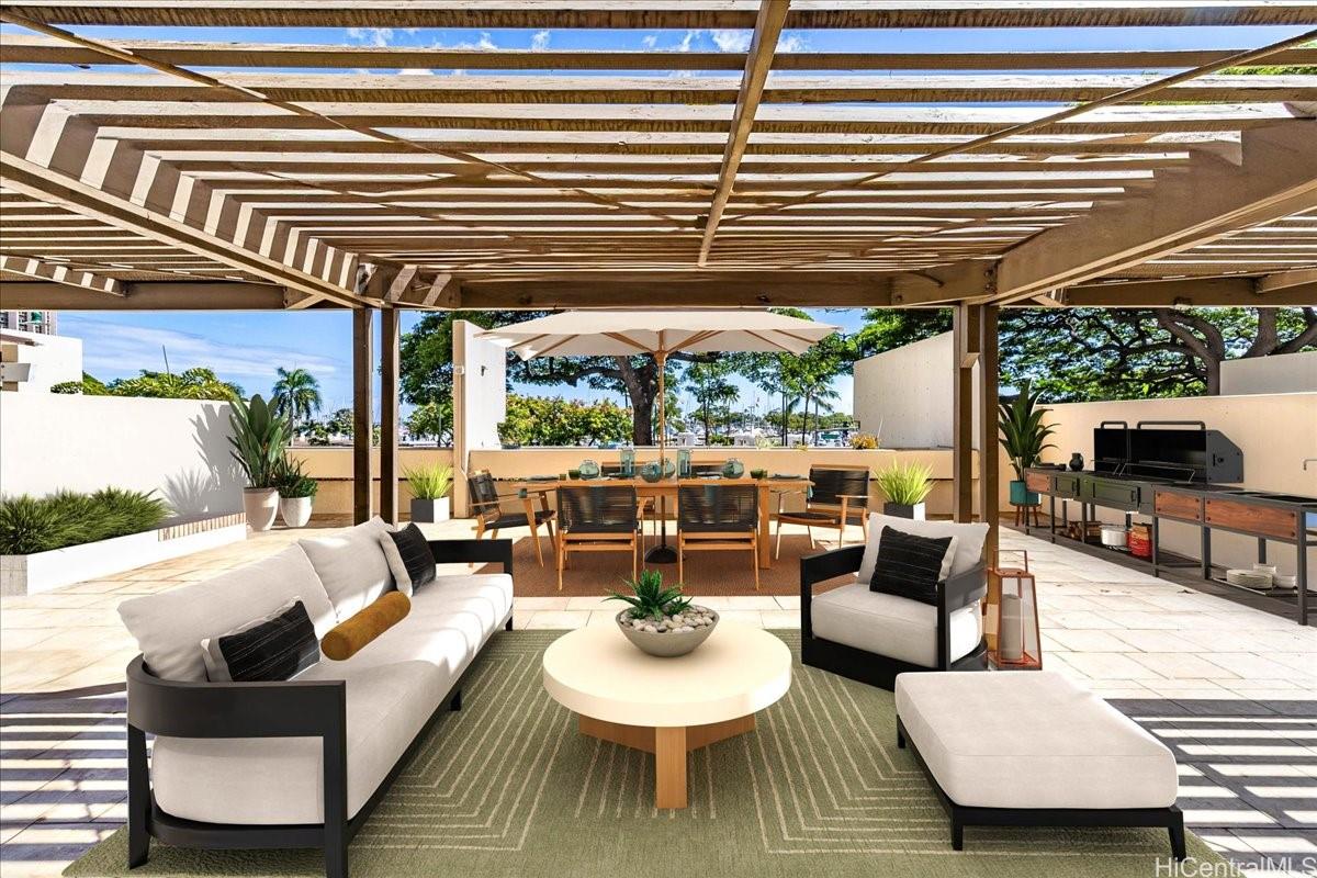 1600 Ala Moana Boulevard 306
