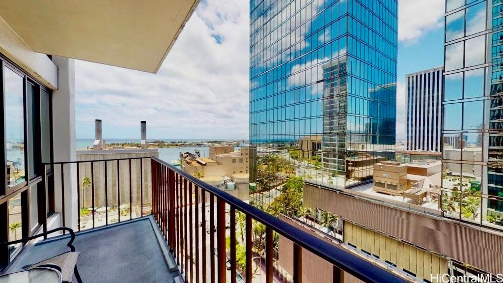 225 Queen Street  Unit 14A