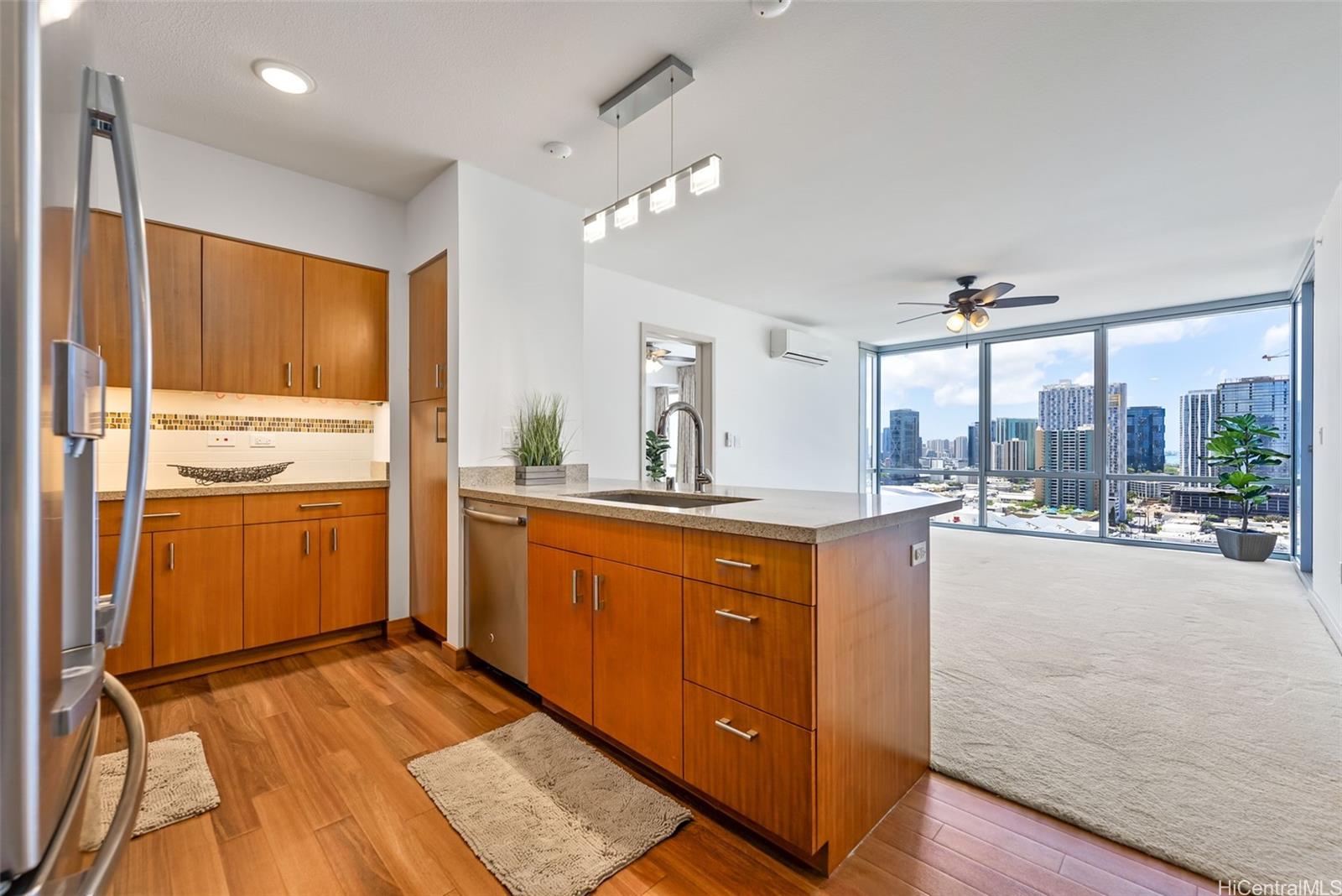 555 South Street 2303