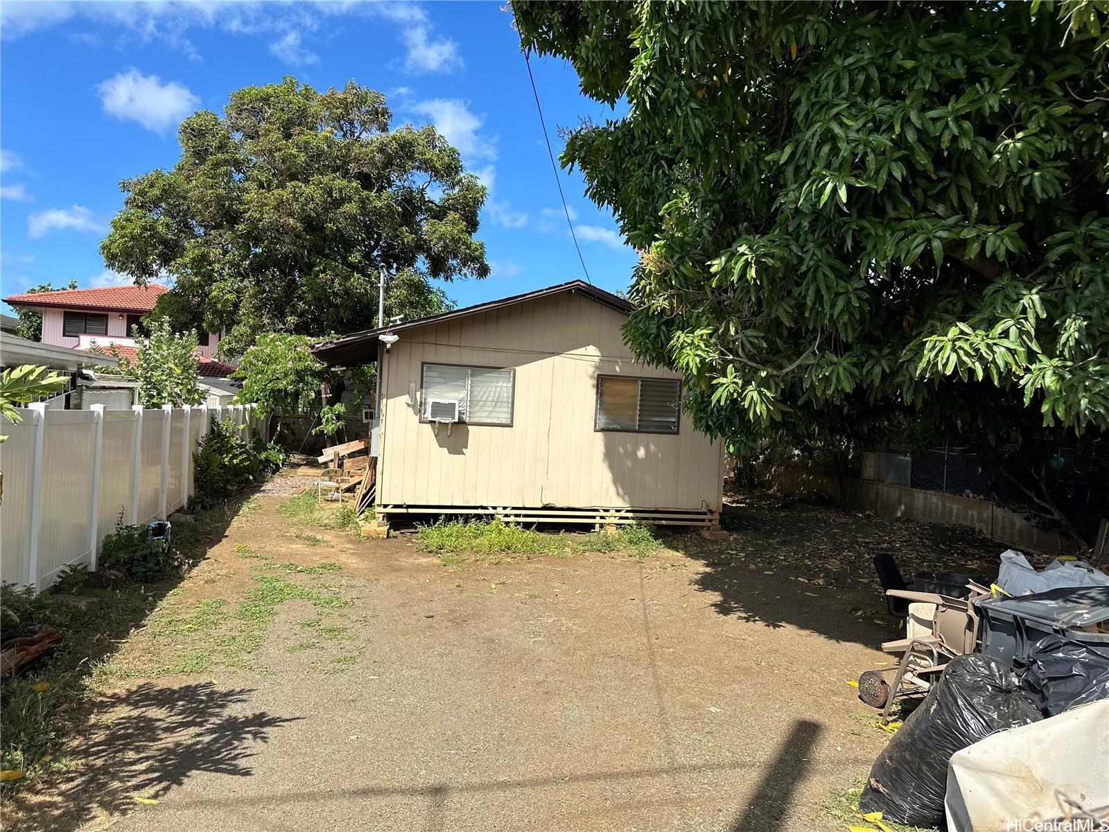 1751 Ahuula Street
