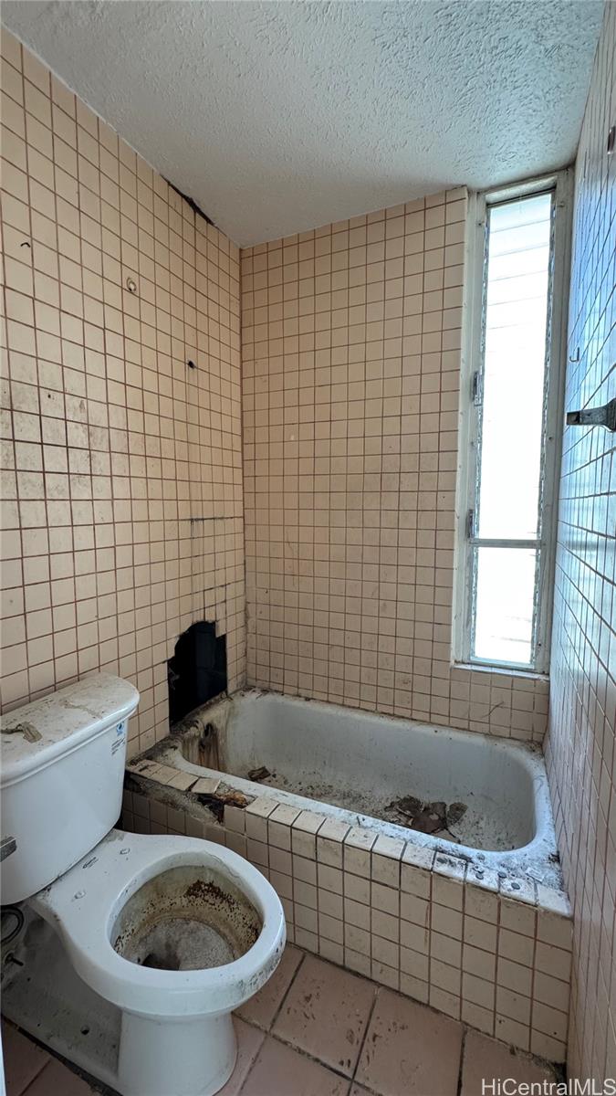 2509 Ala Wai Boulevard  Unit 904
