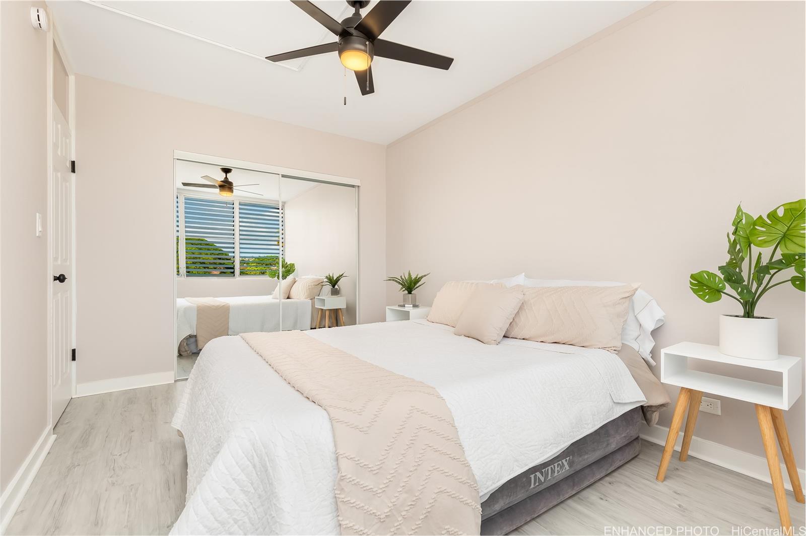 94-249 Waikele Road  Unit A205