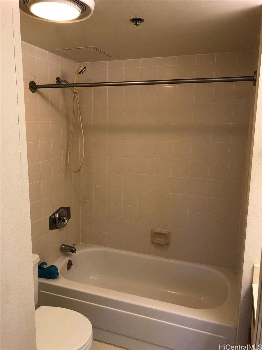 Photo 14 of 21