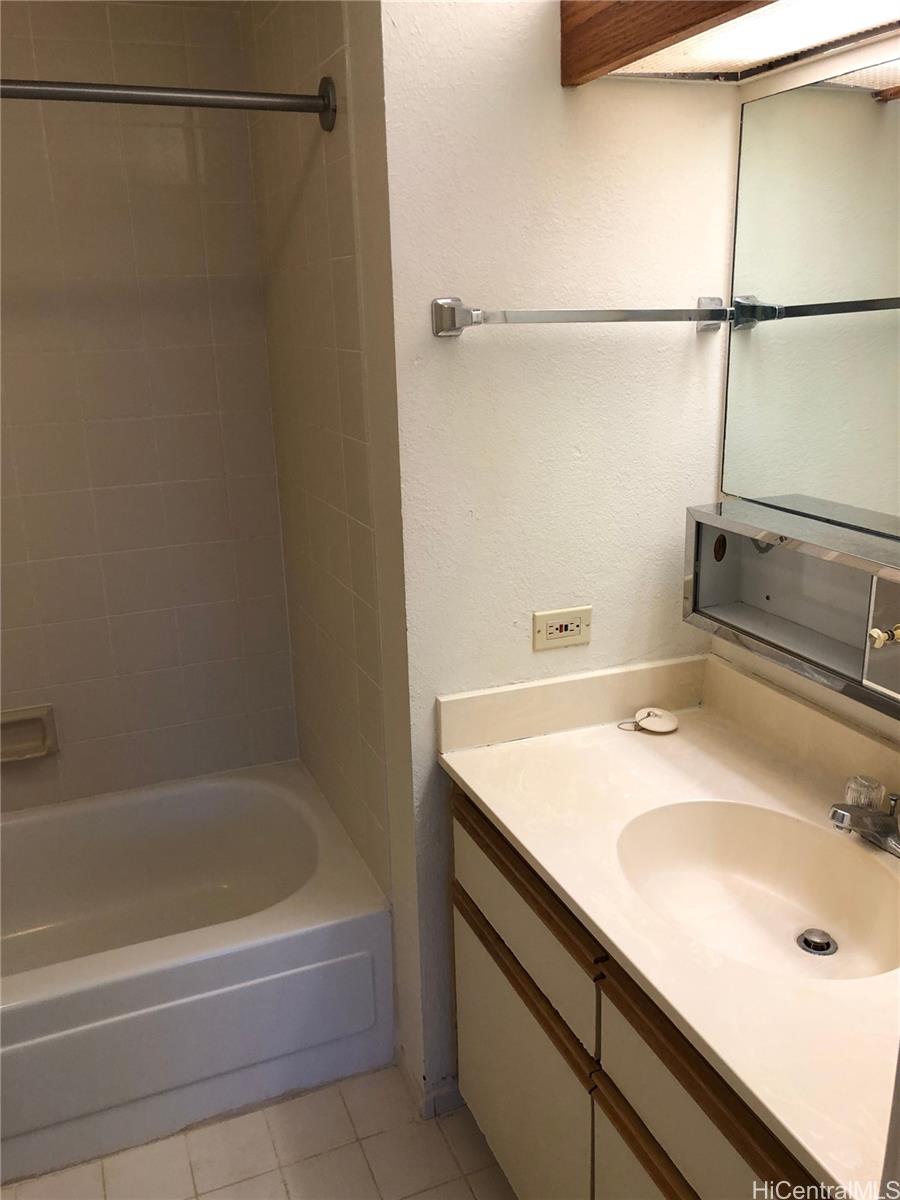 Photo 15 of 21
