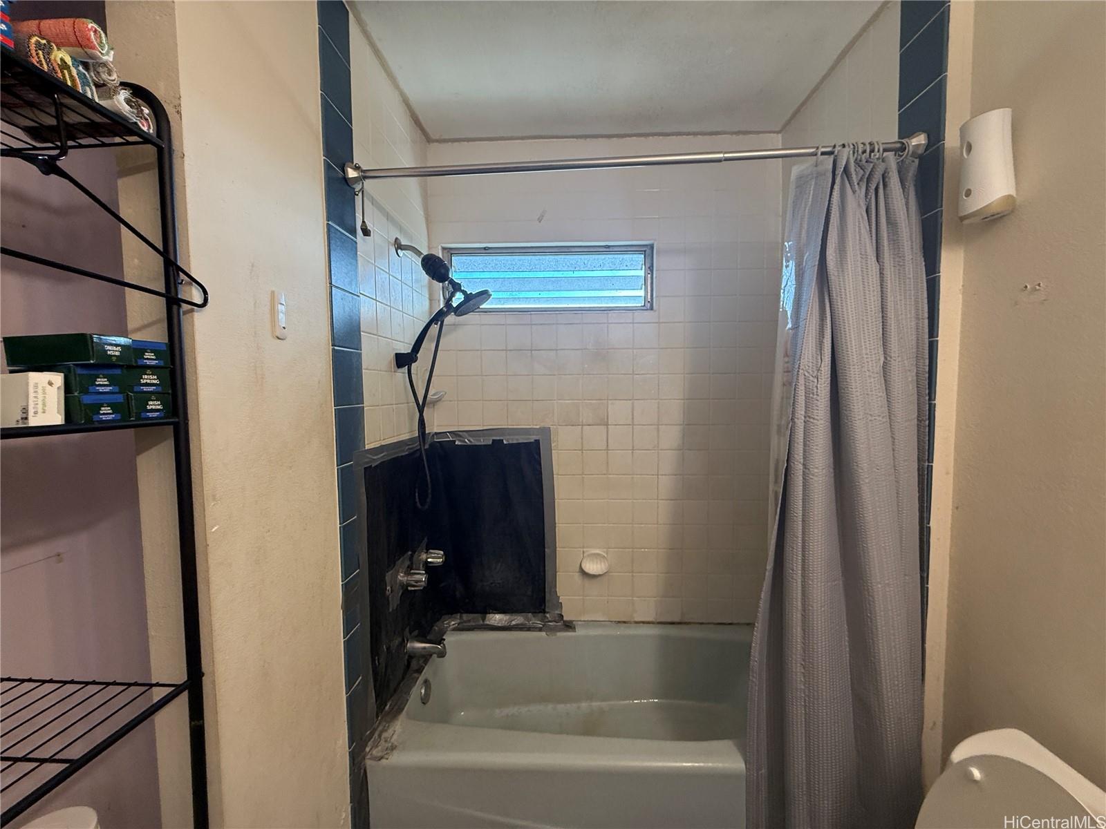 Photo 15 of 25