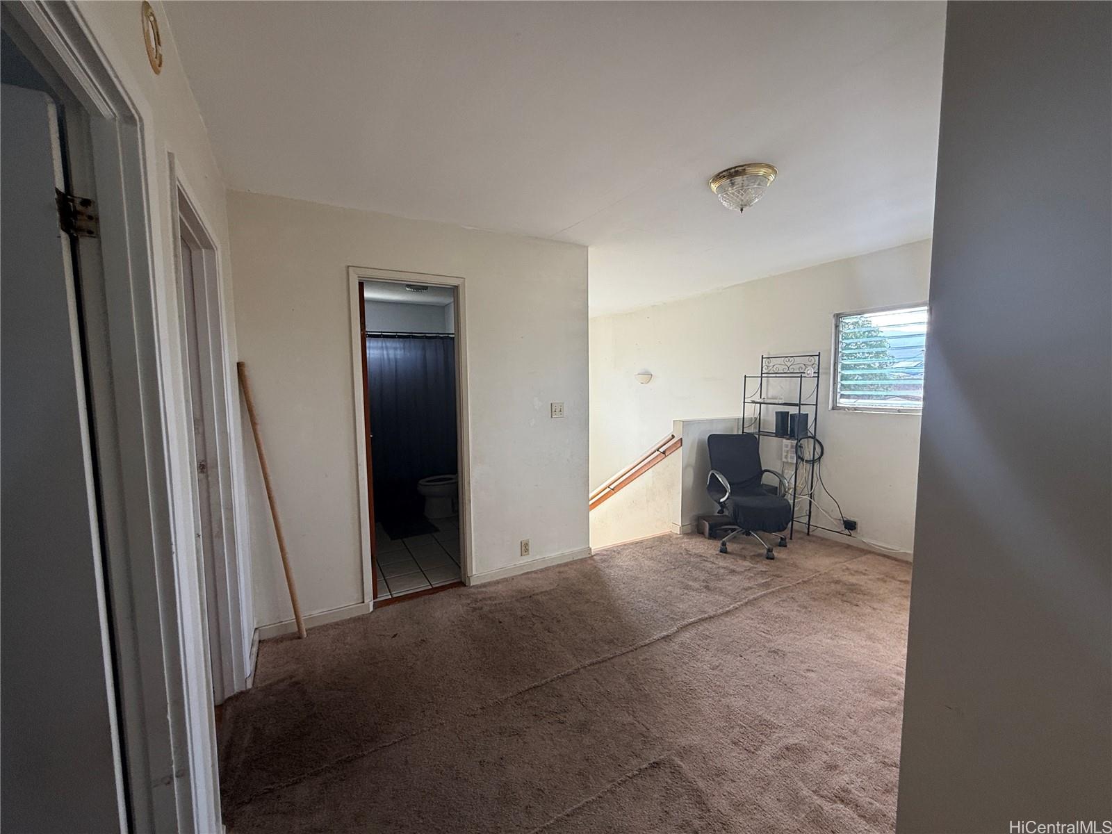 Photo 22 of 25